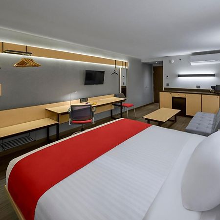 City Express By Marriott Ciudad Victoria Exterior photo