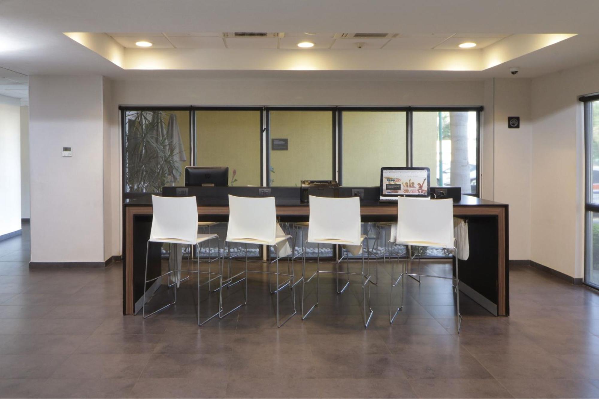 City Express By Marriott Ciudad Victoria Exterior photo