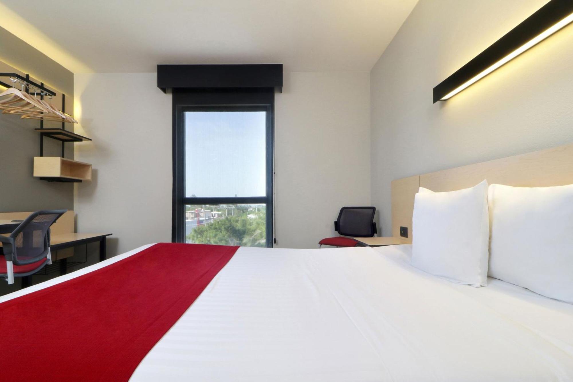 City Express By Marriott Ciudad Victoria Exterior photo